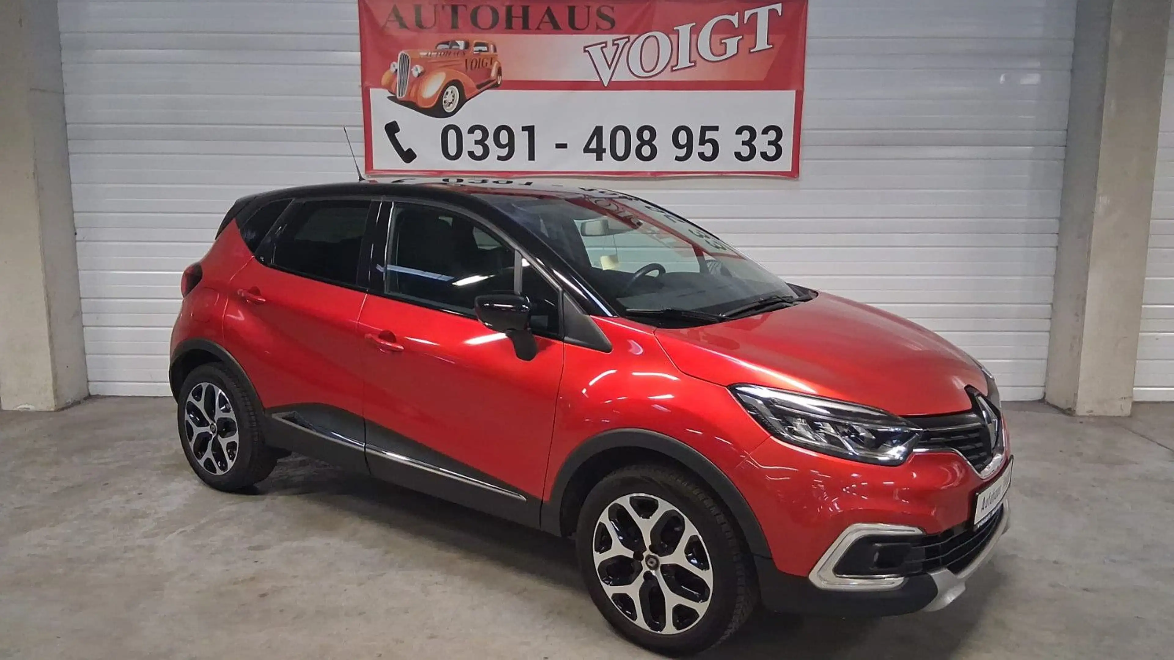 Renault Captur Intens Panorama Leder LED — photo 2