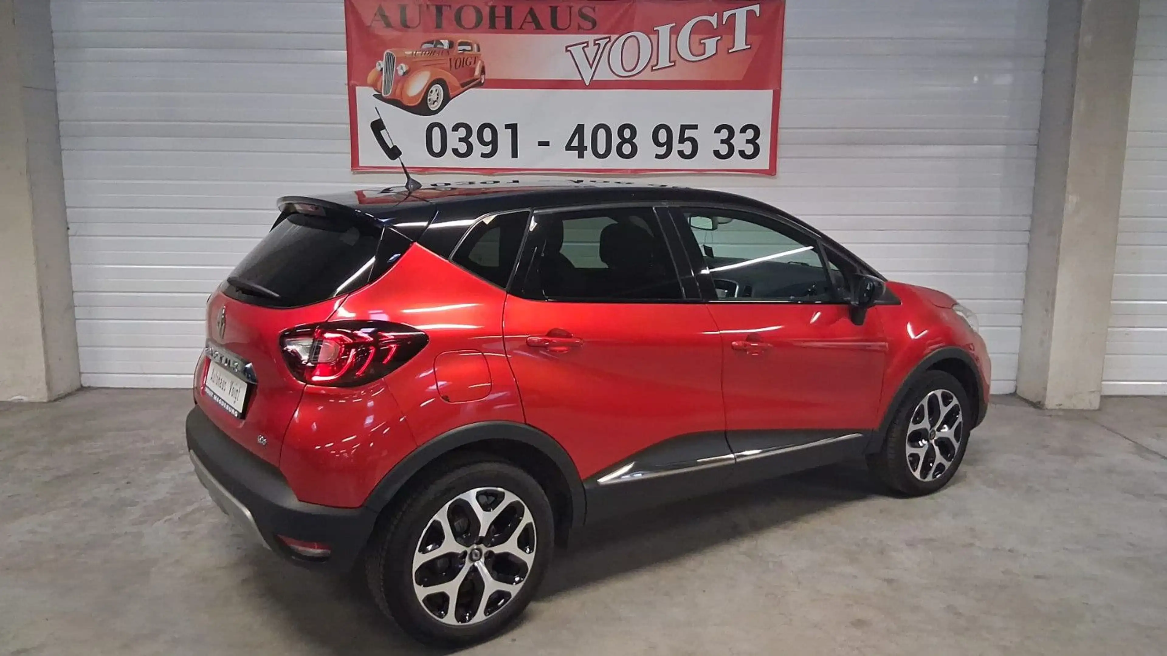 Renault Captur Intens Panorama Leder LED — photo 4