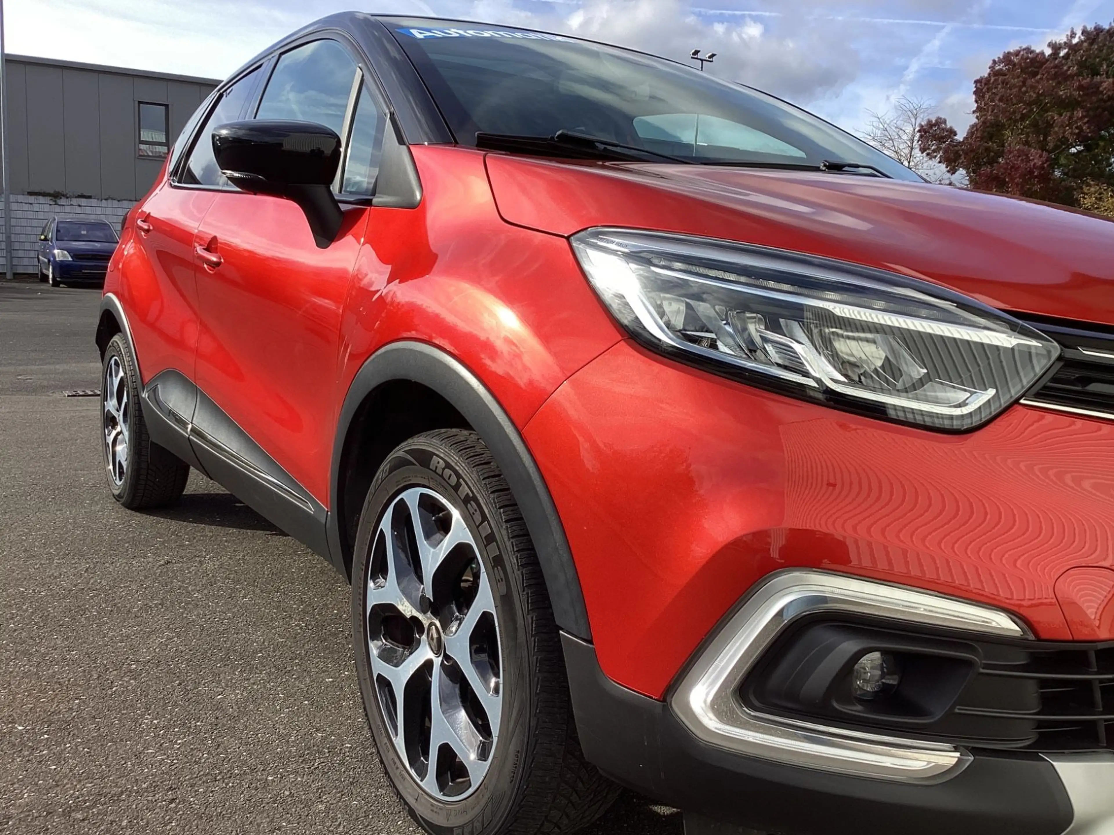 Renault Captur Intens Panorama Leder LED — photo 6