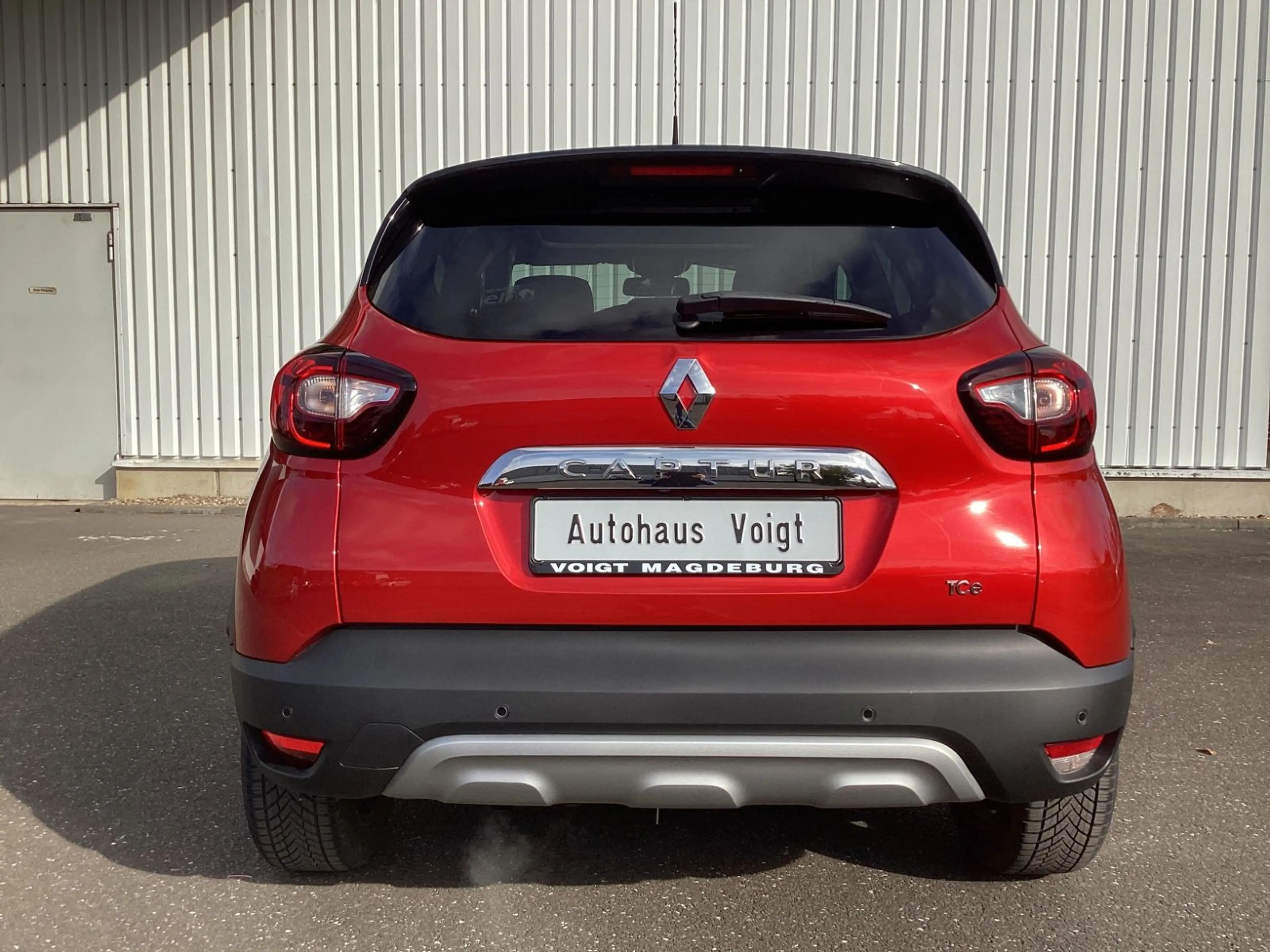 Renault Captur Intens Panorama Leder LED — photo 7