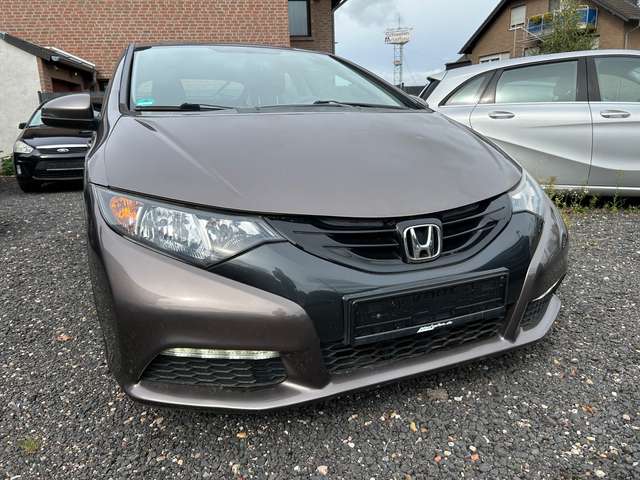 Imagine Honda Civic 1.4 Comfort reparierten Unfallschaden