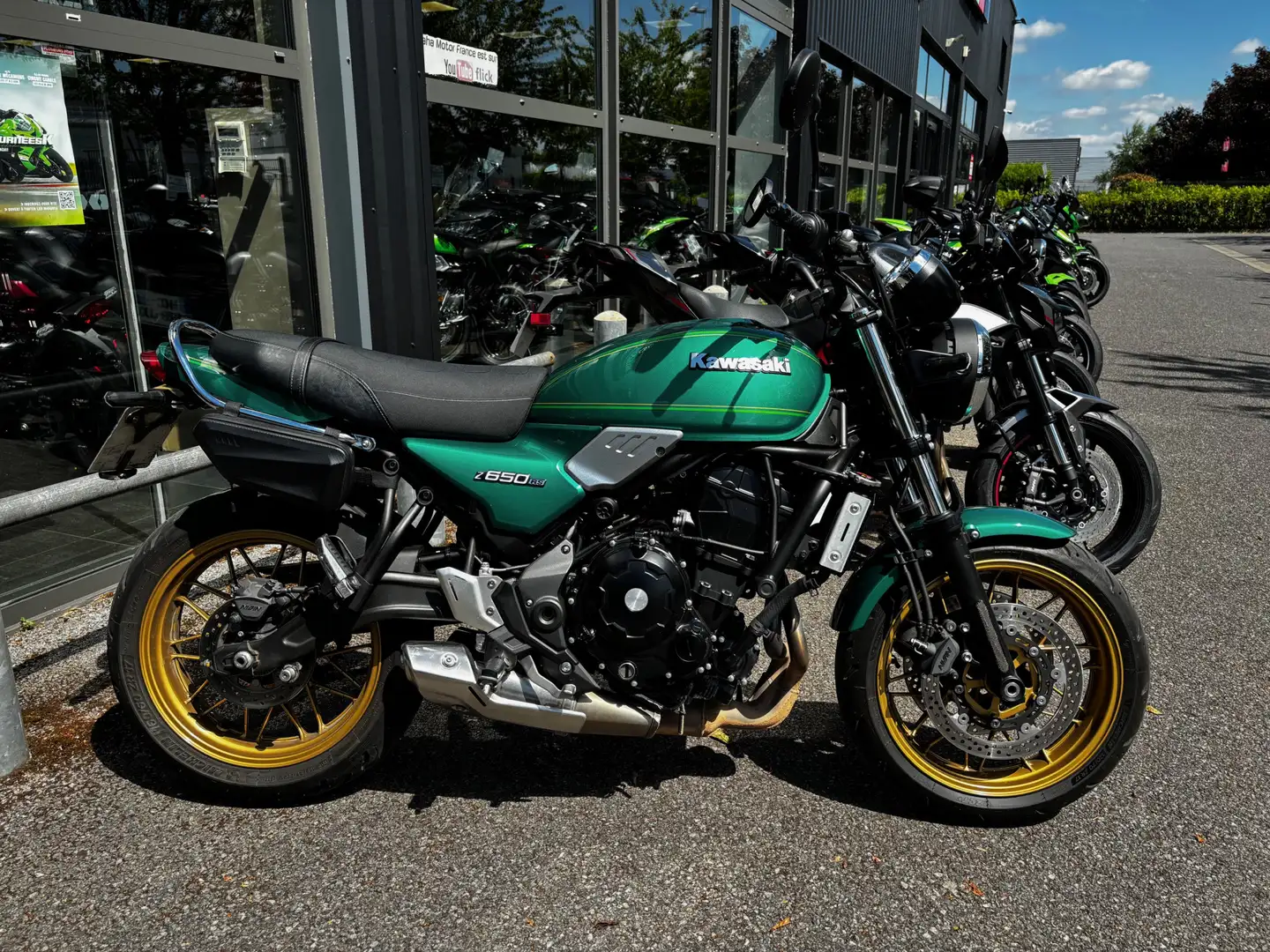 Kawasaki Z 650 Verde - 1