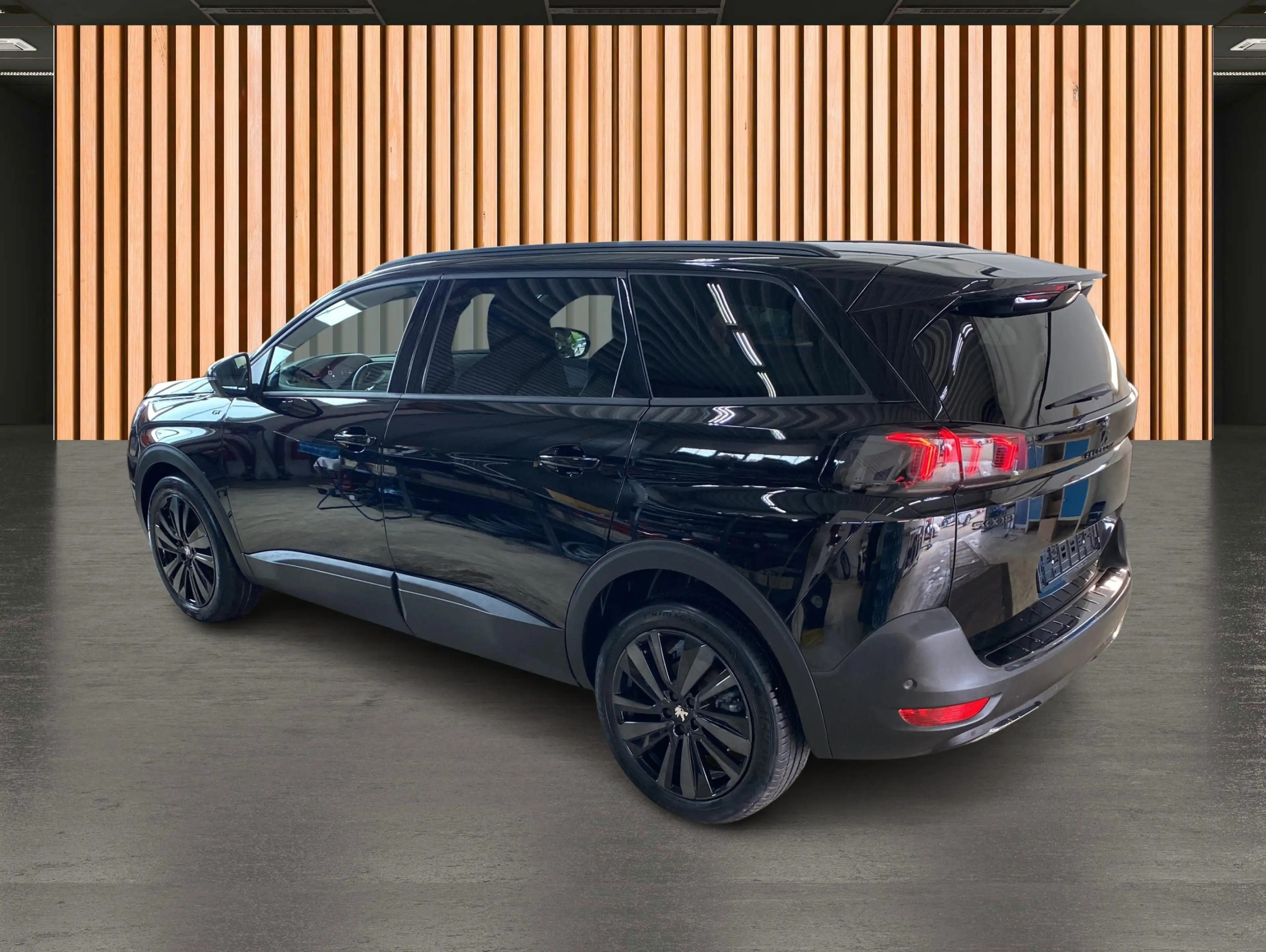 Peugeot 5008 GT Facelift*Navi*ACC*Kamera*7Sitze* — photo 9