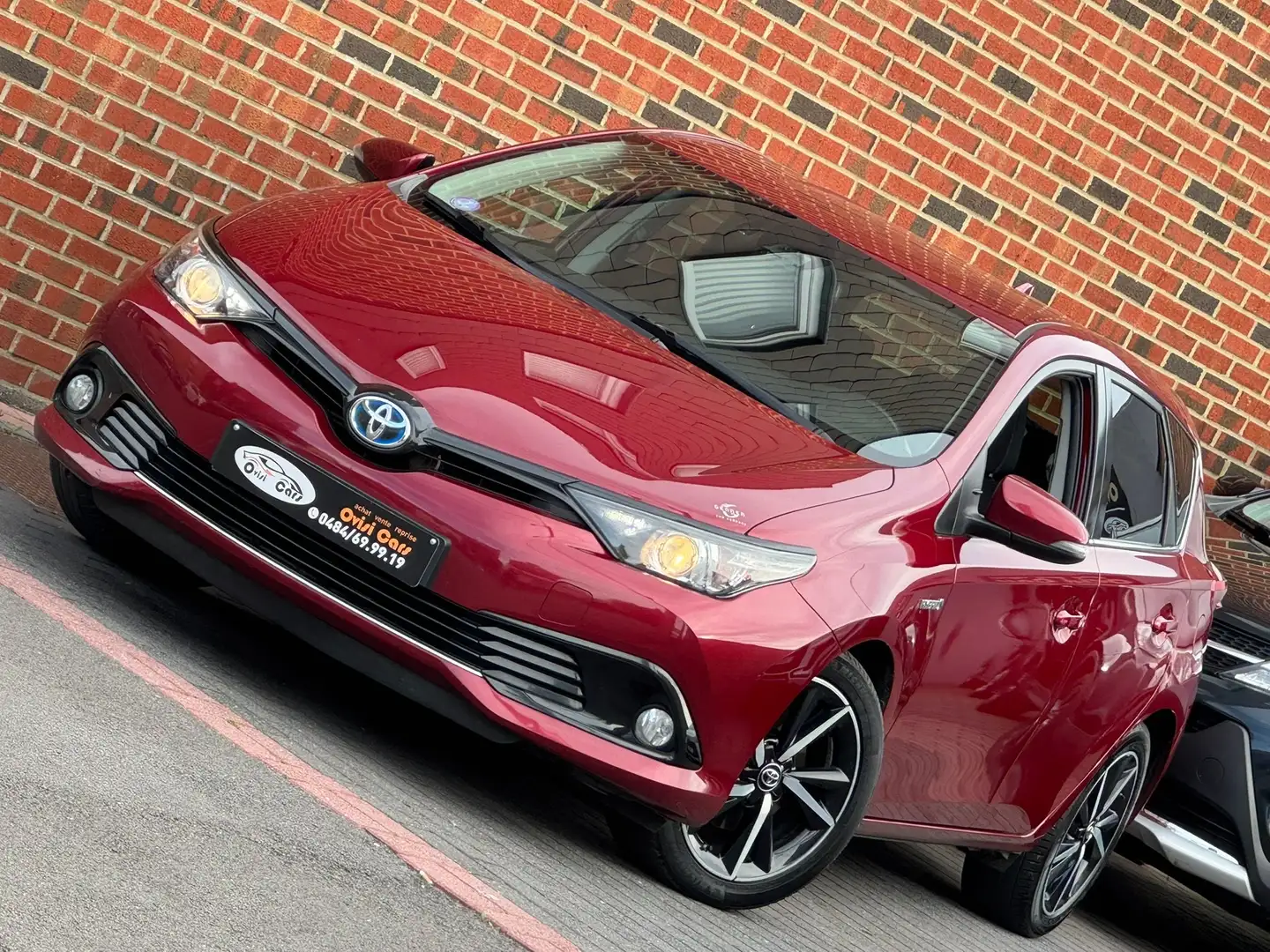 Toyota Auris // PARFAIT ÉTAT // Rood - 1