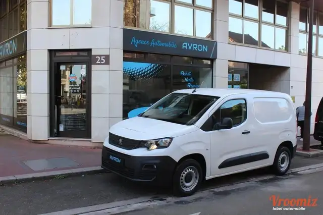 Peugeot Partner II 1.6 BLUEHDI 100 STANDARD PREMIUM