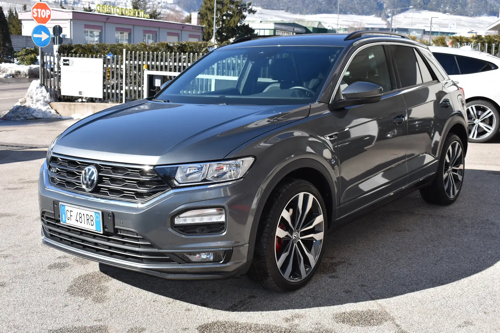 Volkswagen T-Roc 2.0 TFSI R-LINE 4MOTION 190CV Grau - 1