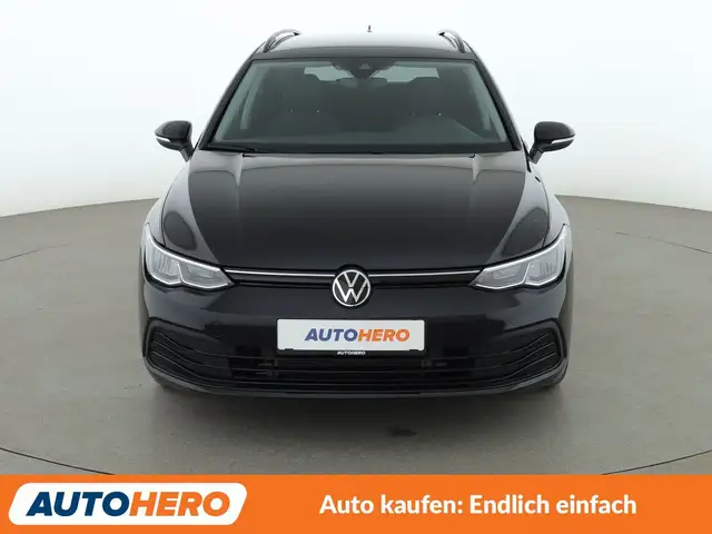 Volkswagen Golf view 9