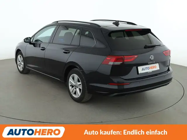 Volkswagen Golf view 4