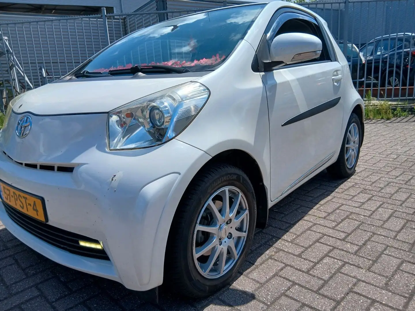 Toyota iQ 1.0 VVTi Comfort automaat Blanc - 1