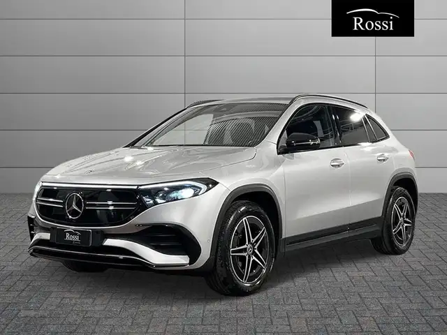 Mercedes-Benz EQA 300 Premium 4matic