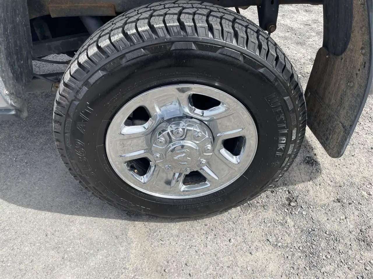 RAM 2500 снимка RAM 2500