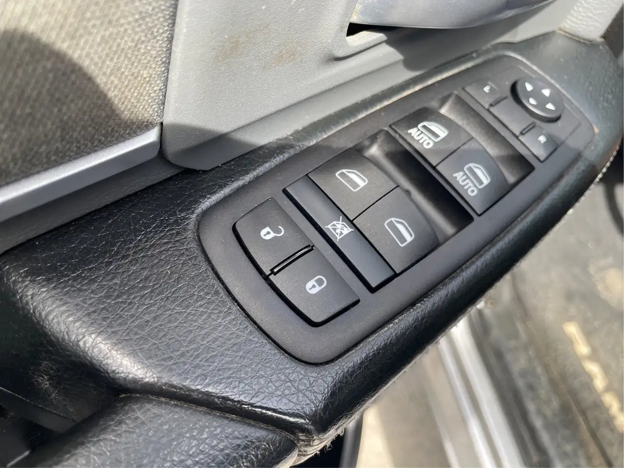 RAM 2500 снимка RAM 2500