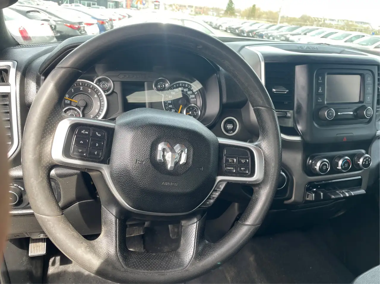 RAM 2500 снимка RAM 2500
