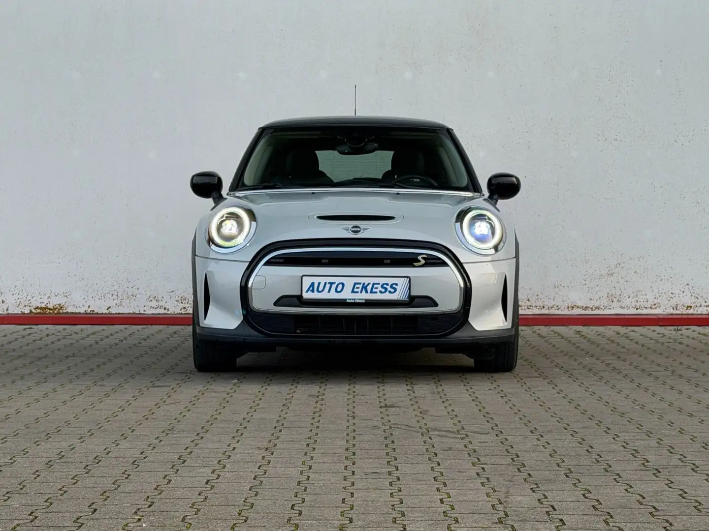 MINI Cooper SE Classic Trim Chili SpS*LED* Silber - 2