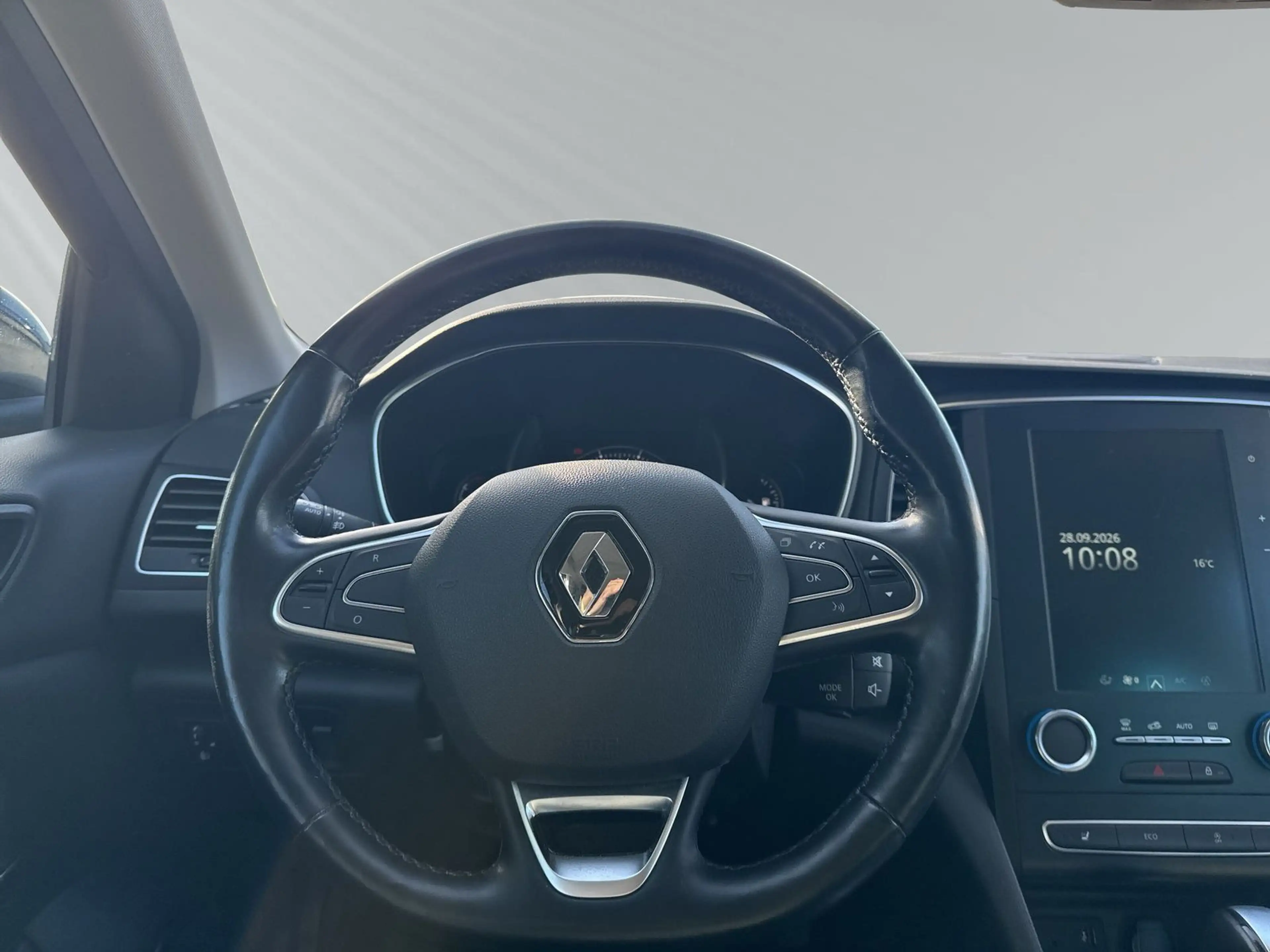 Renault Megane MEGANE IV GRANDTOUR 1.3 160 BOSE+MASSAGE+ANHÄNGE — photo 12