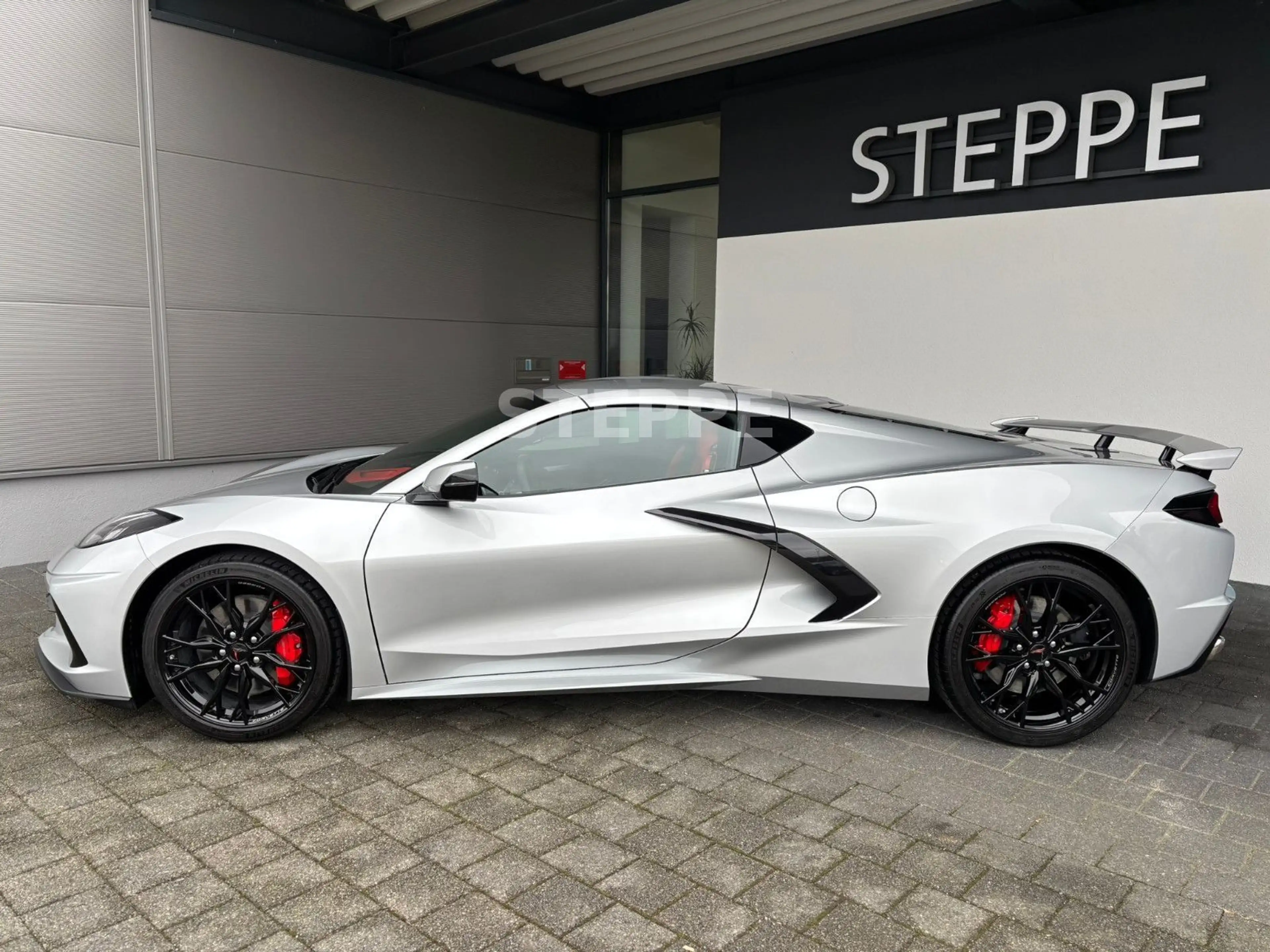 Corvette C8 Stingray Coupe 2026 3LT EUMod. New Int. — photo 3