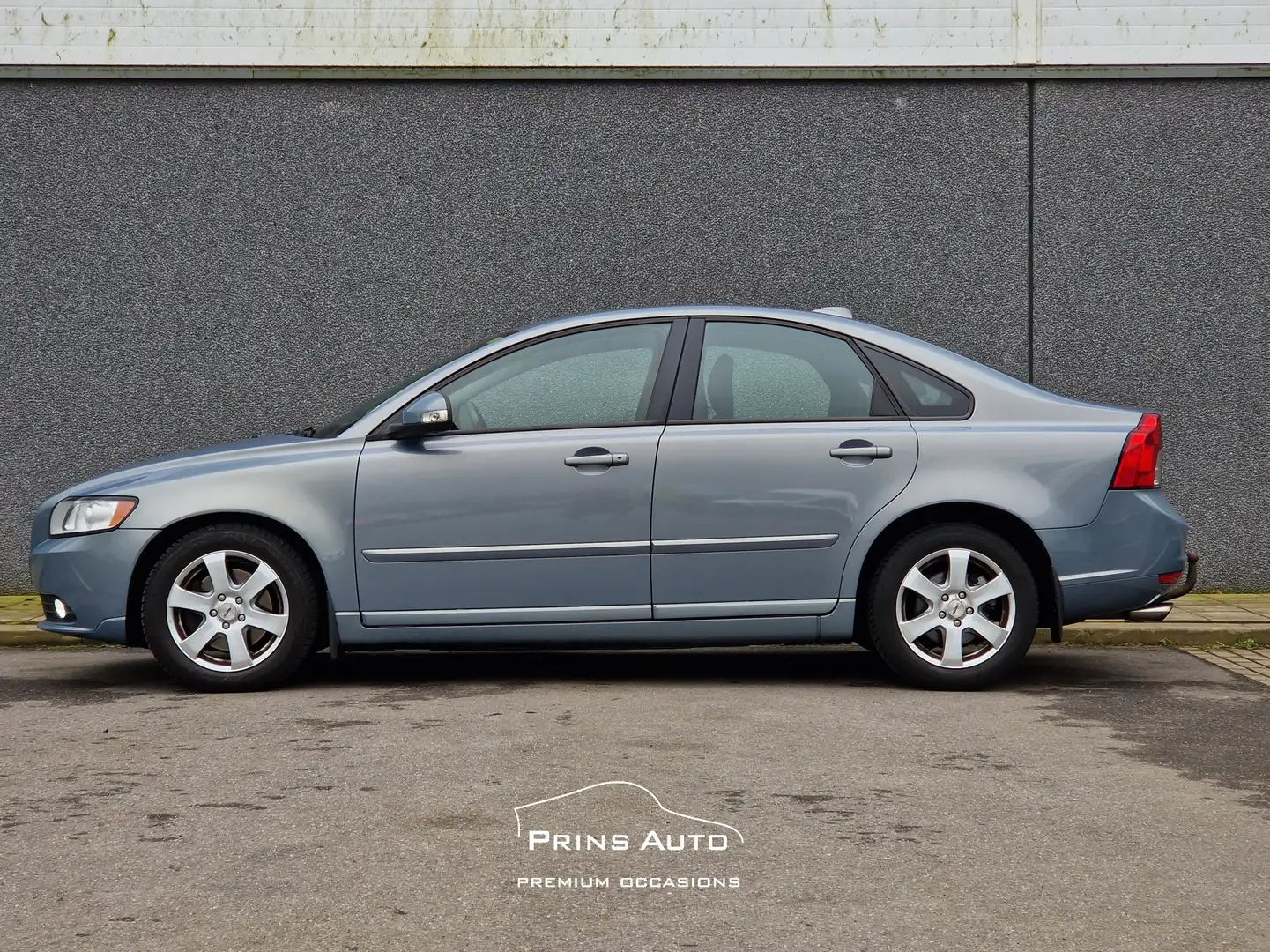 Volvo S40 2.0 D3 Momentum |AUTOMAAT|TREKHAAK|AIRCO|VOLL. OND Bleu - 2