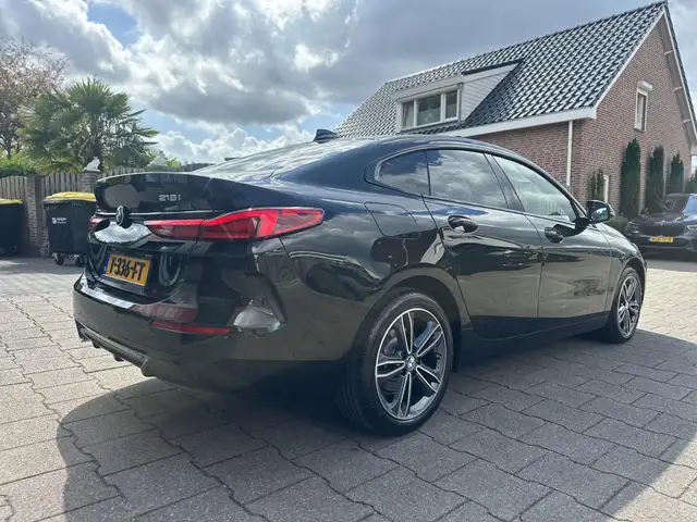 BMW 2 Series view 13