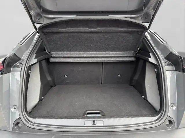 Peugeot 2008 view 16