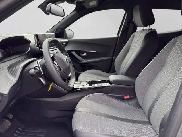 Peugeot 2008 view 8