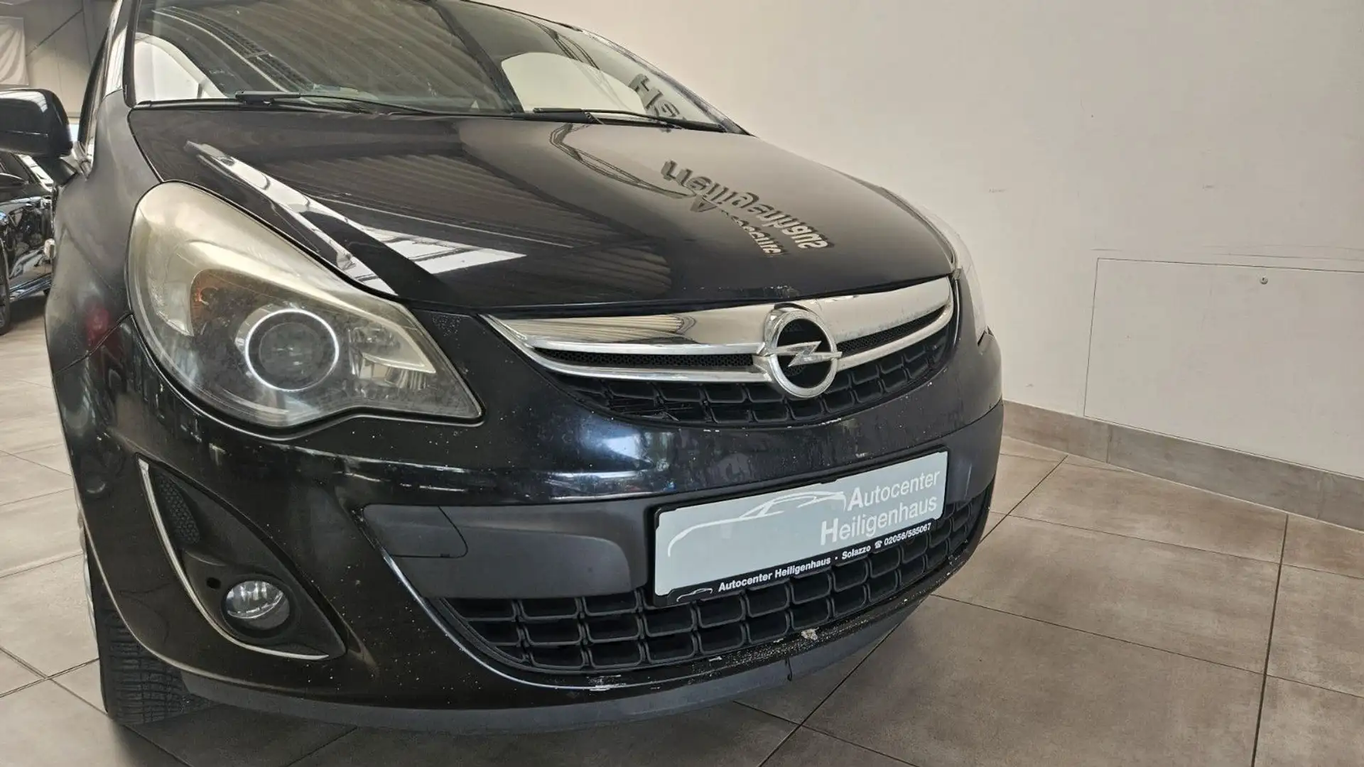 Opel Corsa D 1.2 Satellite Klimaanlage PDC Alufelgen Schwarz - 1