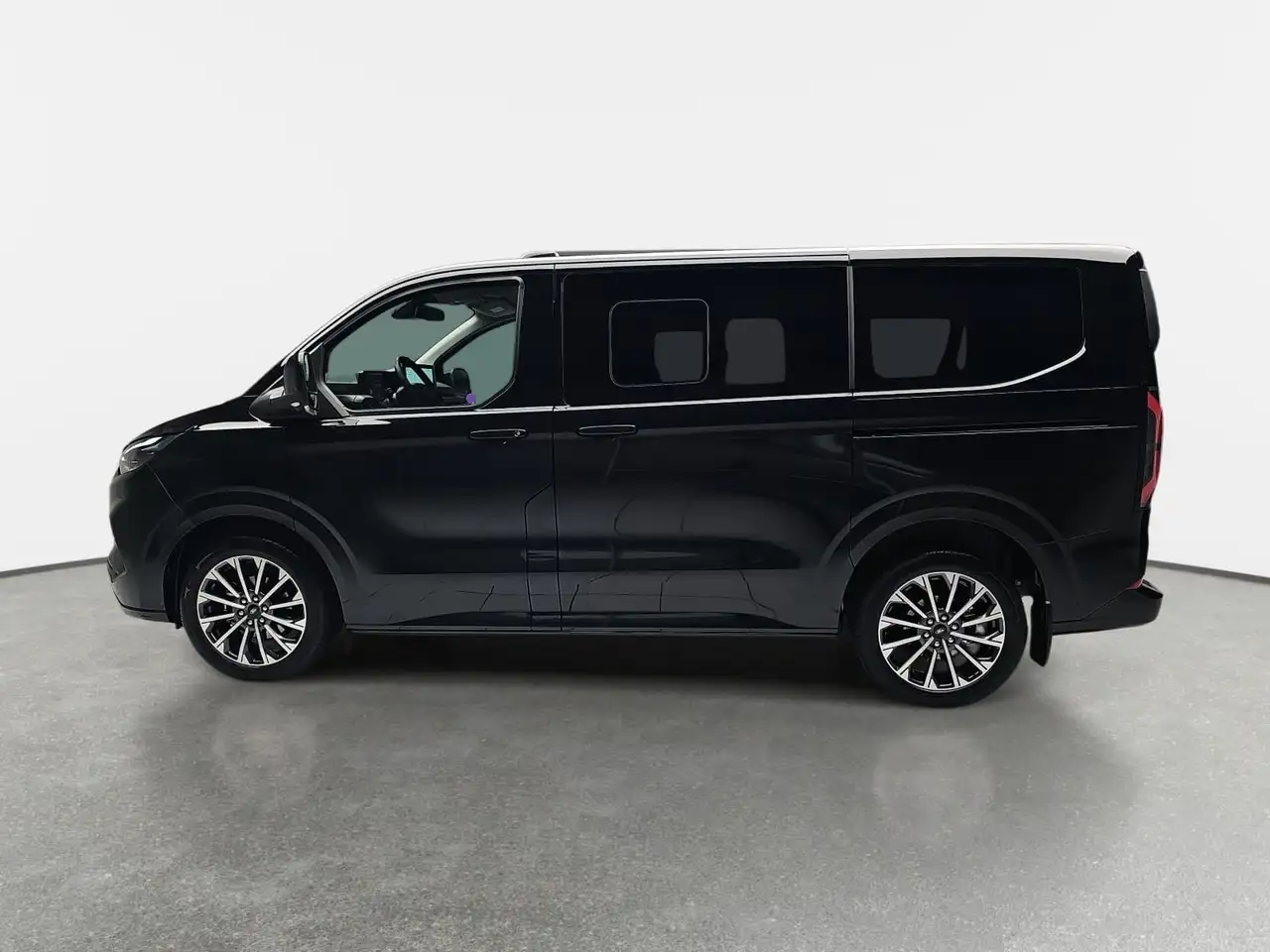 Ford Tourneo Custom TOURNEO CUSTOM 2.0 ECOBLUE AUTO. L1 TITANIUM X NAV 6
