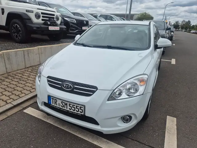 Kia Ceed / cee'd 2,0 ltr. Diesel Motorschaden !! Top Ausst