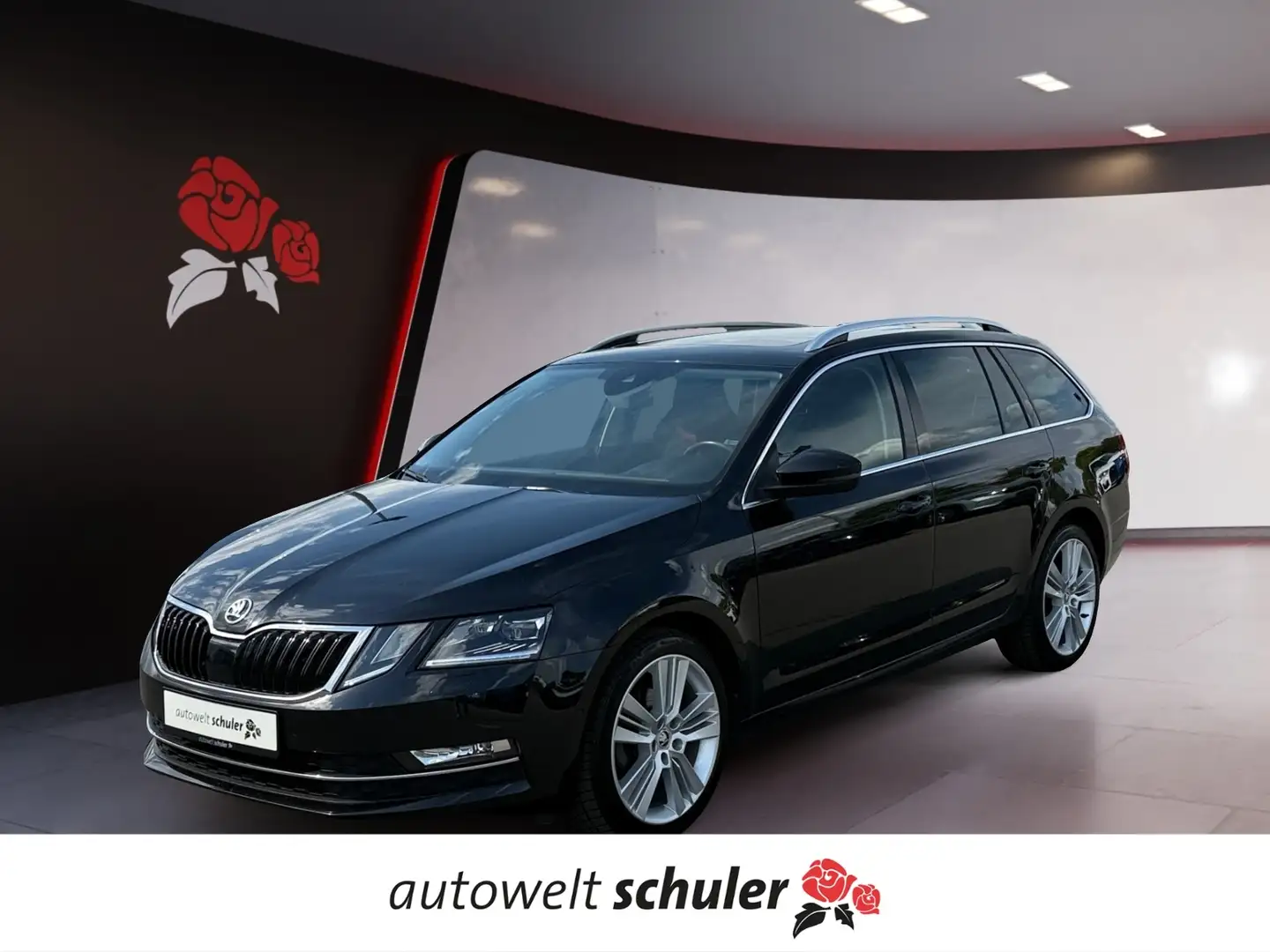 Skoda Octavia Combi 2.0 TDI DSG Style AHK Pano LED Rfk Schwarz - 1