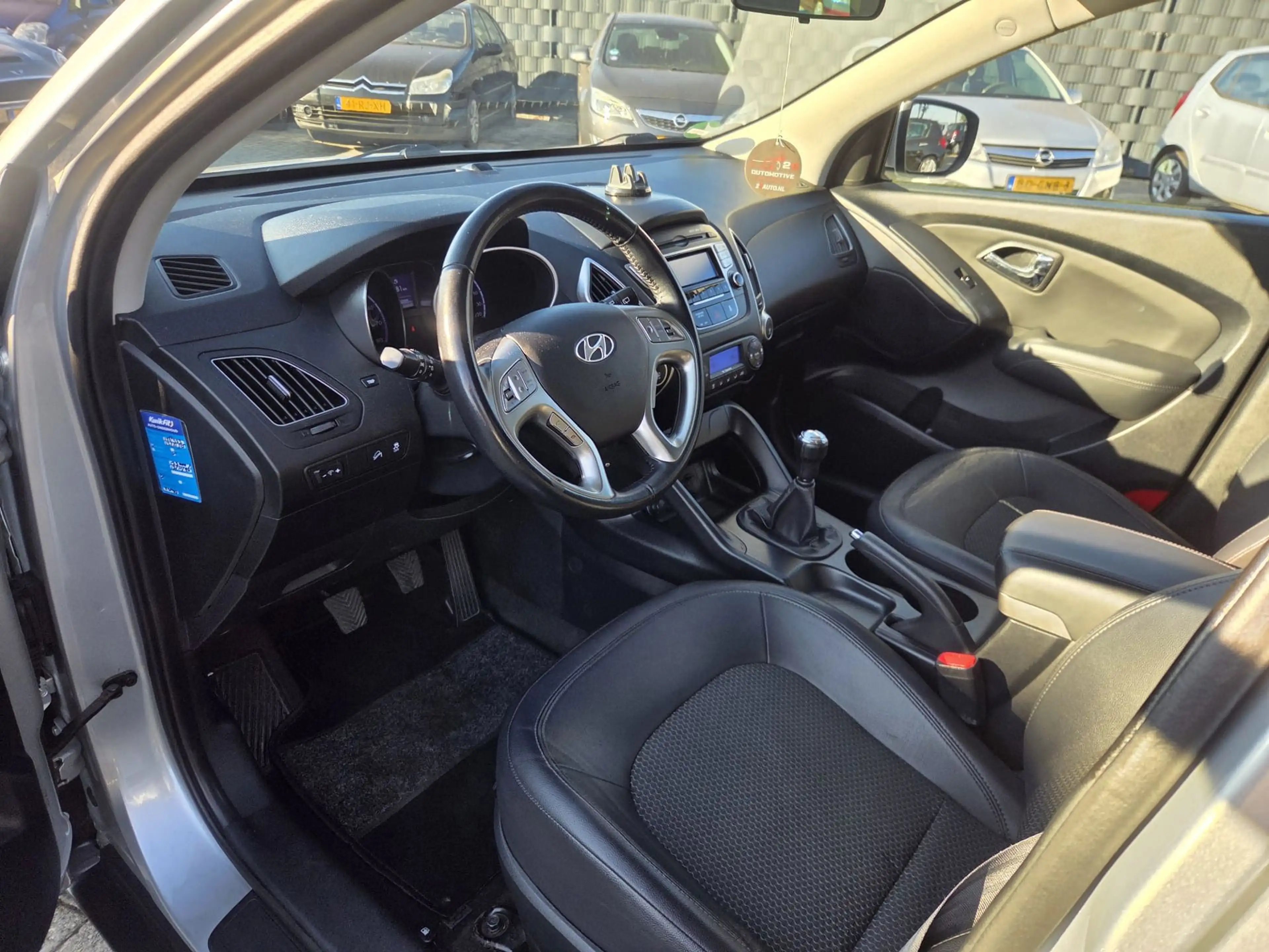 Hyundai iX35 2.0i Active 2010. Climate/Cruise/Trekhaak/Half led — photo 9
