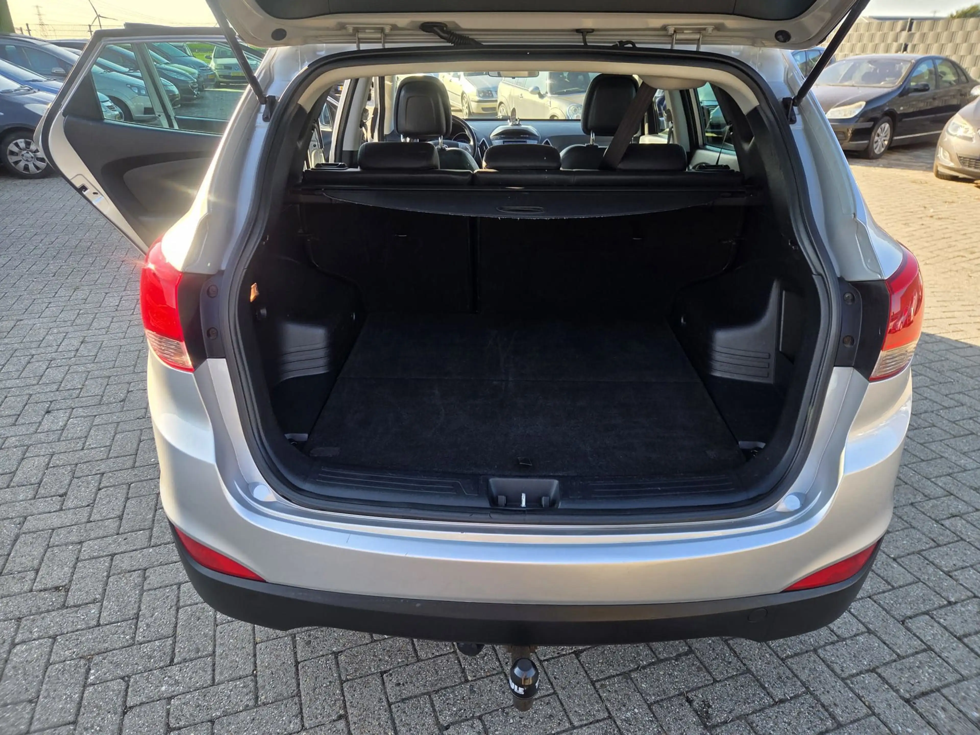 Hyundai iX35 2.0i Active 2010. Climate/Cruise/Trekhaak/Half led — photo 15