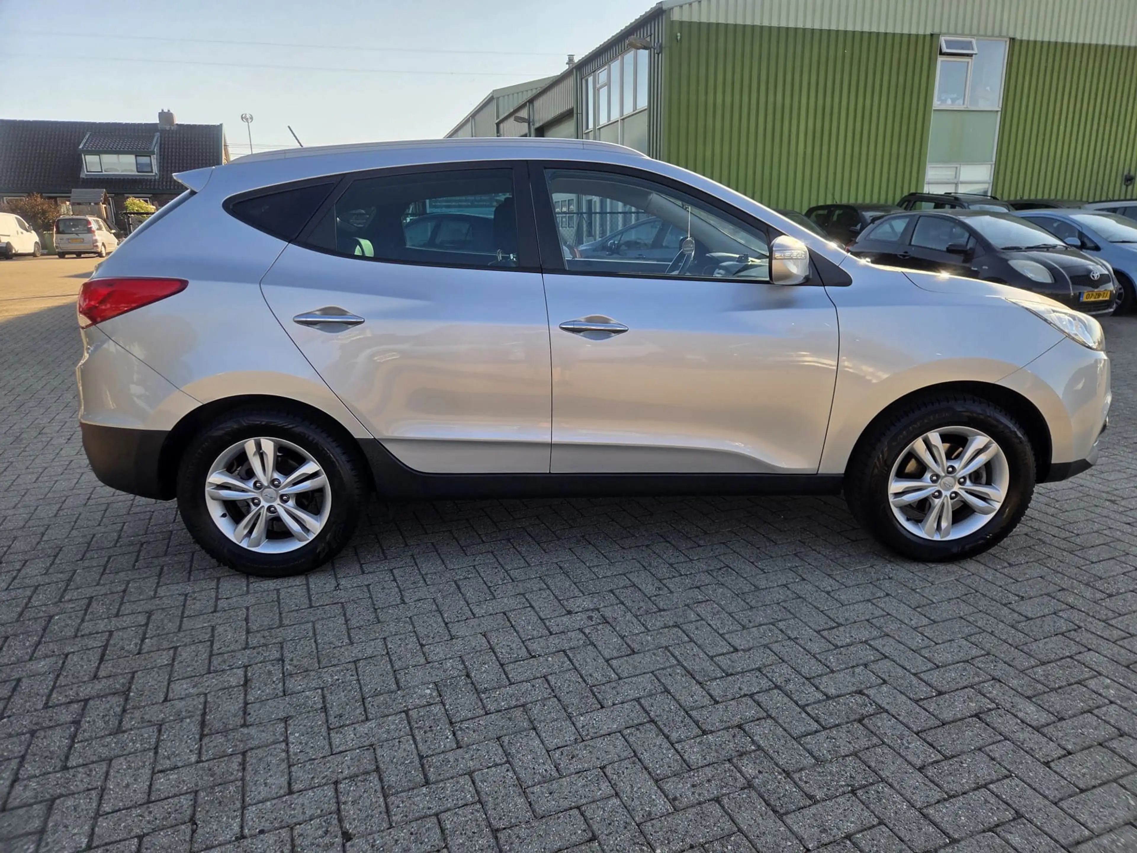 Hyundai iX35 2.0i Active 2010. Climate/Cruise/Trekhaak/Half led — photo 7
