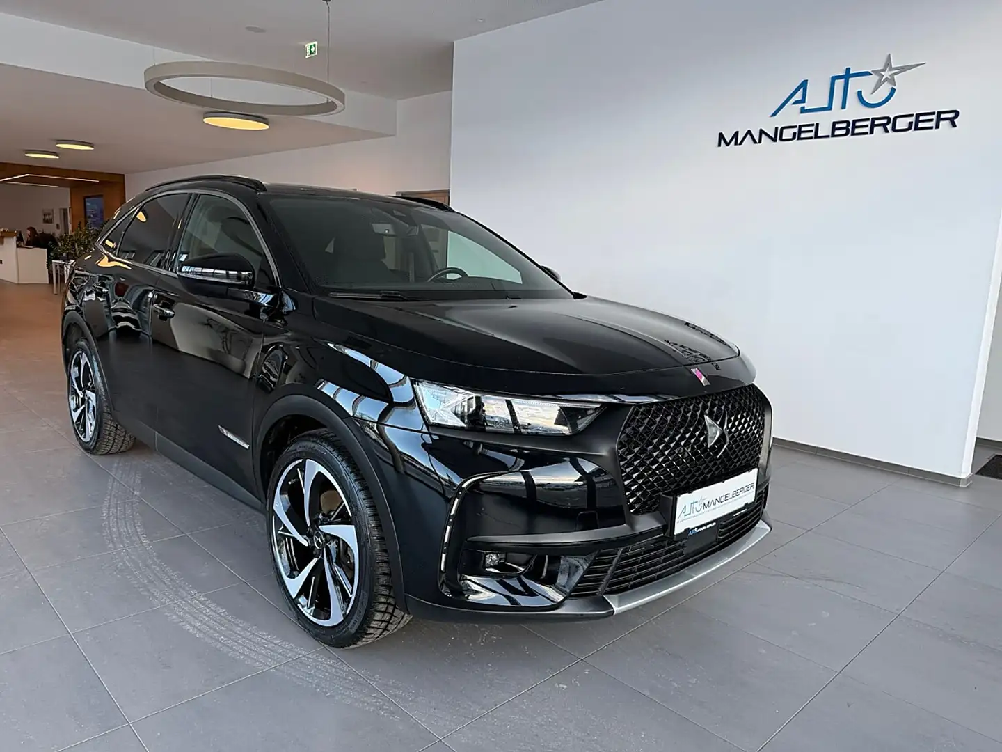DS Automobiles DS 7 Crossback DS7 Crossback BlueHDi 130 EAT8 Performance Line Schwarz - 1