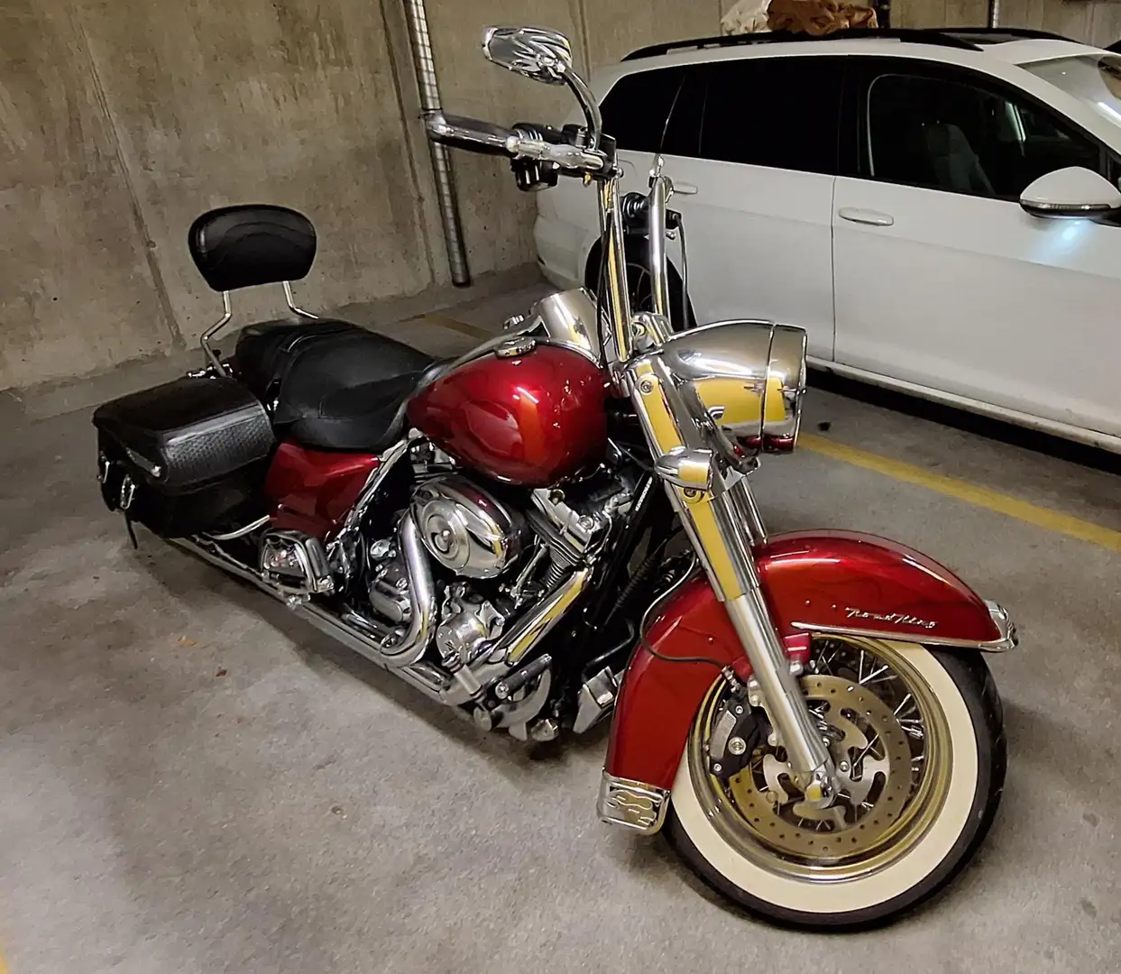 Harley-Davidson Road King Red - 1