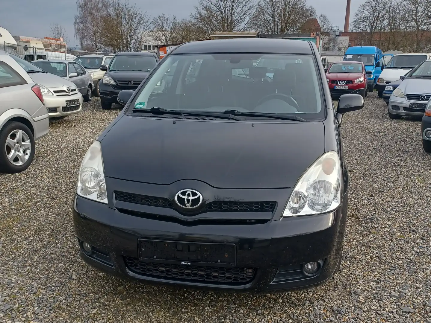 Toyota Corolla Verso 2.2 D-4D Fekete - 1