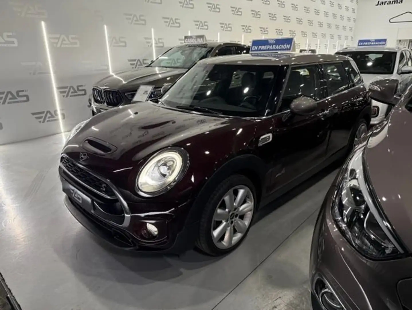 MINI Cooper S ALL4 Burdeos - 1