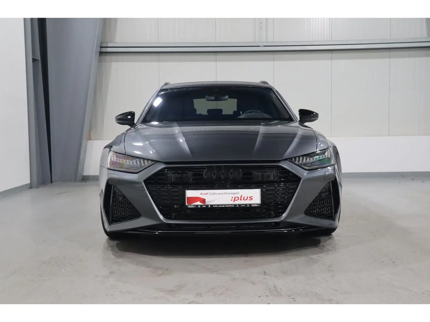 Audi RS6 Avant 4.0 TFSI quattro B&O*Matrix*R-Kamera * Grau - 2