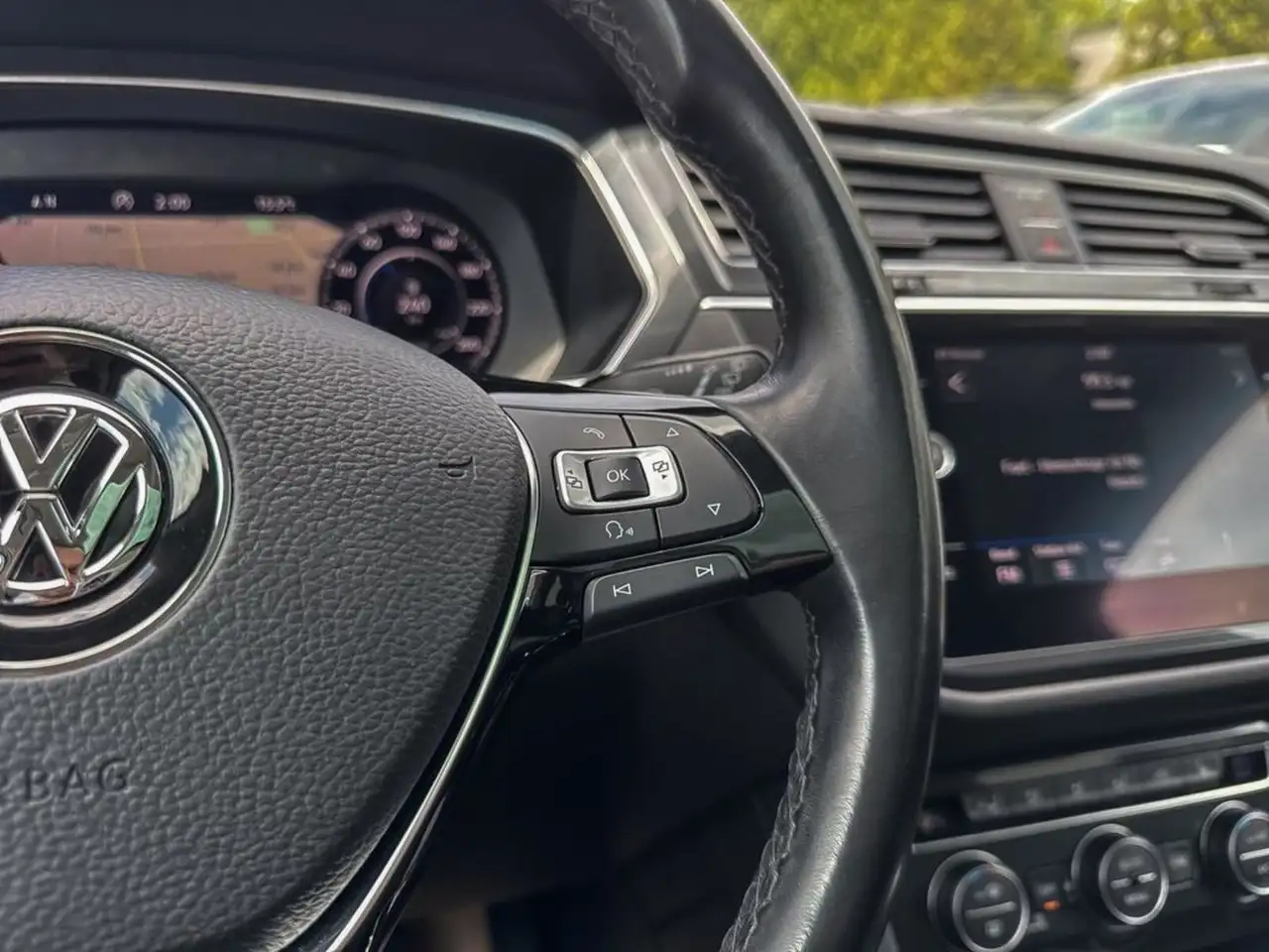 Volkswagen Tiguan снимка Volkswagen Tiguan
