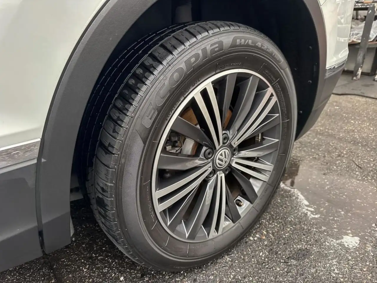 Volkswagen Tiguan снимка Volkswagen Tiguan