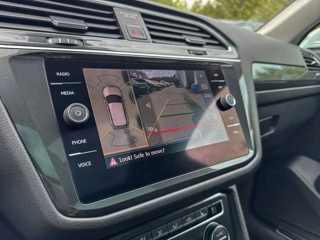Volkswagen Tiguan снимка Volkswagen Tiguan