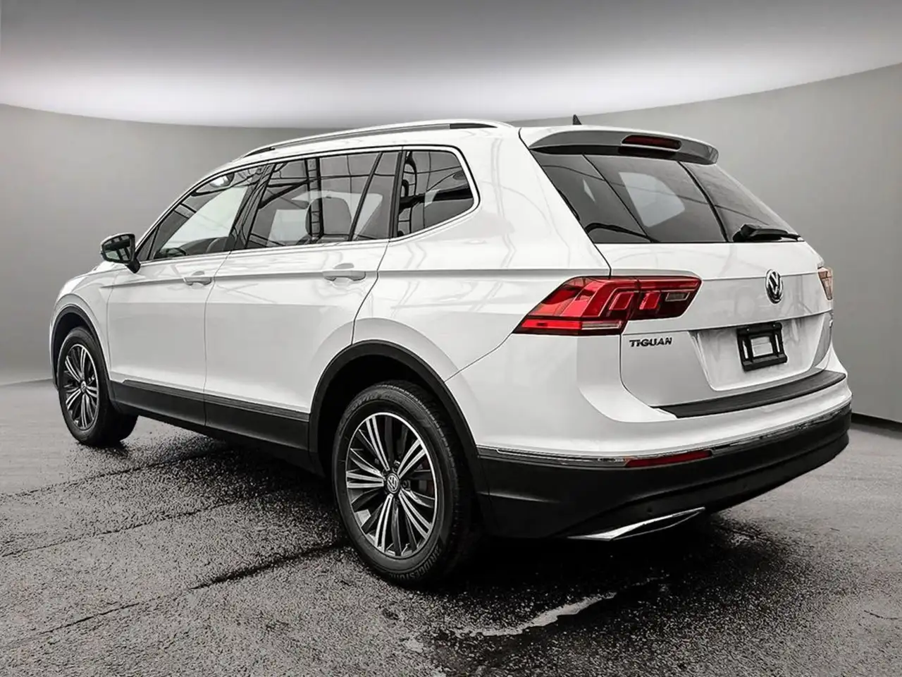 Volkswagen Tiguan снимка Volkswagen Tiguan