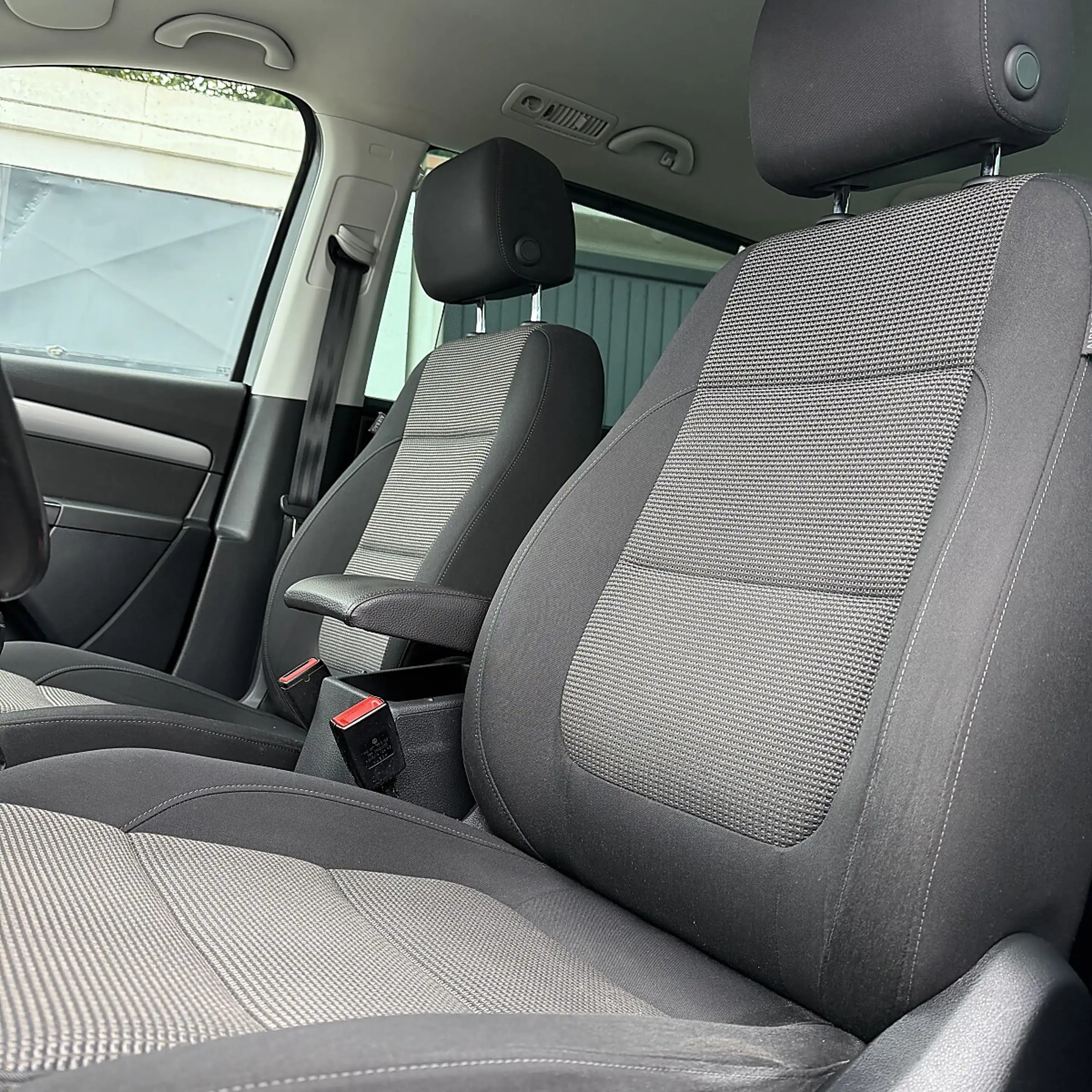 Volkswagen Sharan Karat BMT 2,0 TDI*7Sitze*Sitzheizung* — photo 13