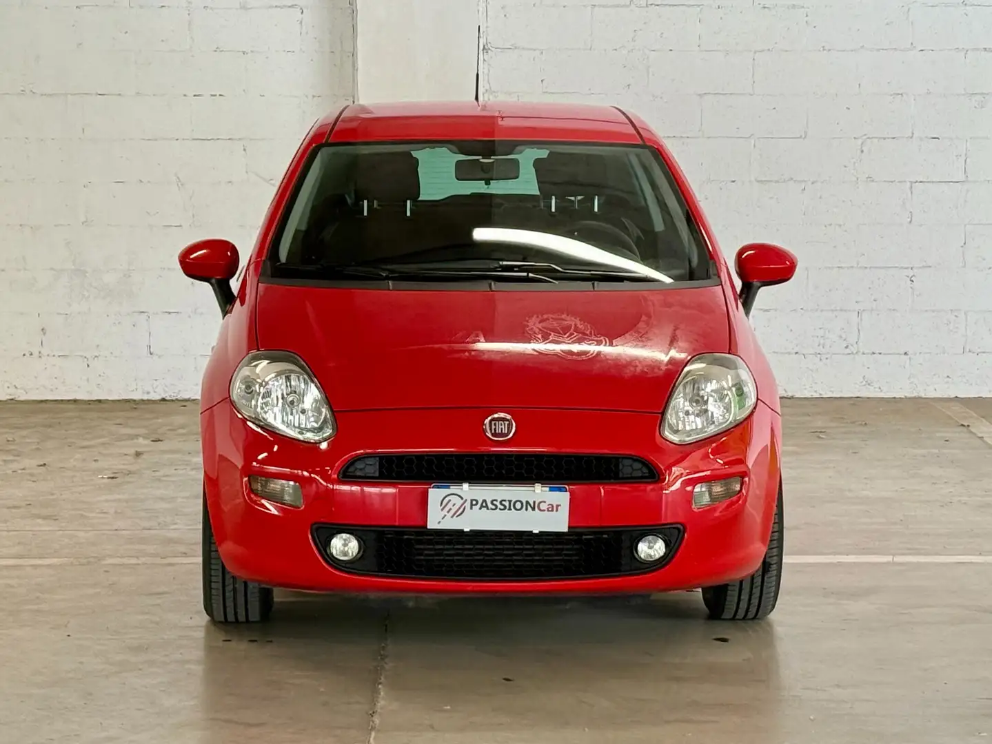 Fiat Punto 3p 1.3 mjt 16v Young 75cv Rojo - 2