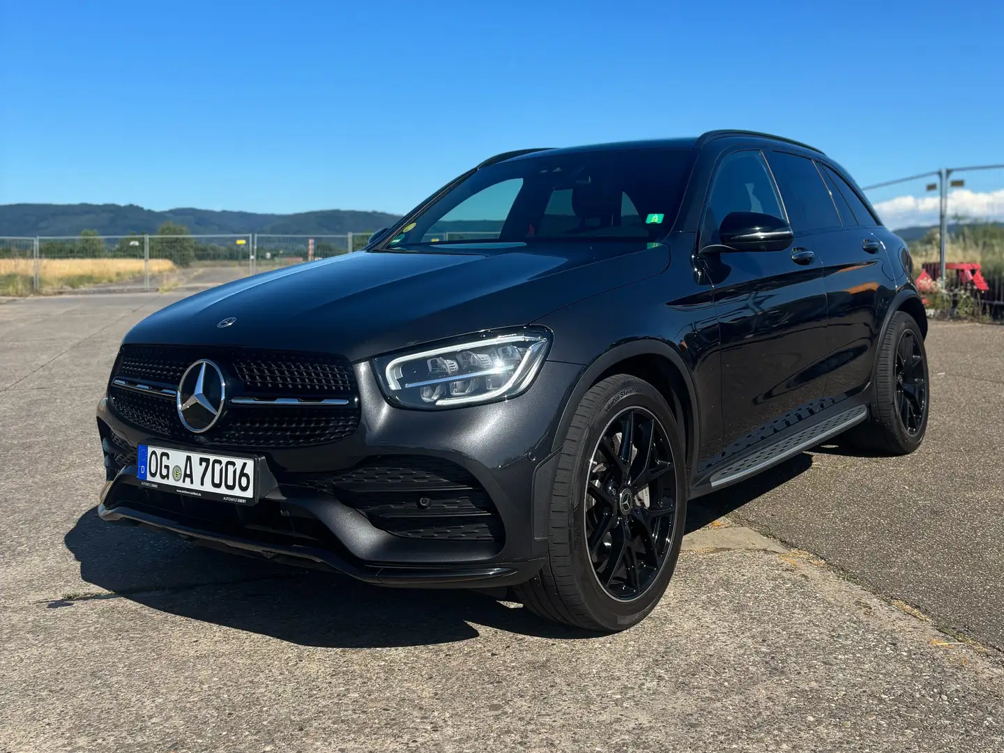 Mercedes-Benz GLC 400 GLC 400 d 4Matic 9G-TRONIC AMG Line Plus Grau - 2