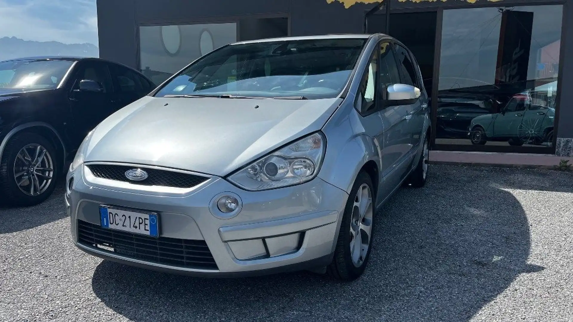 Ford S-Max 2.0 TDCi 140CV Titanium- 7 posti Grigio - 1