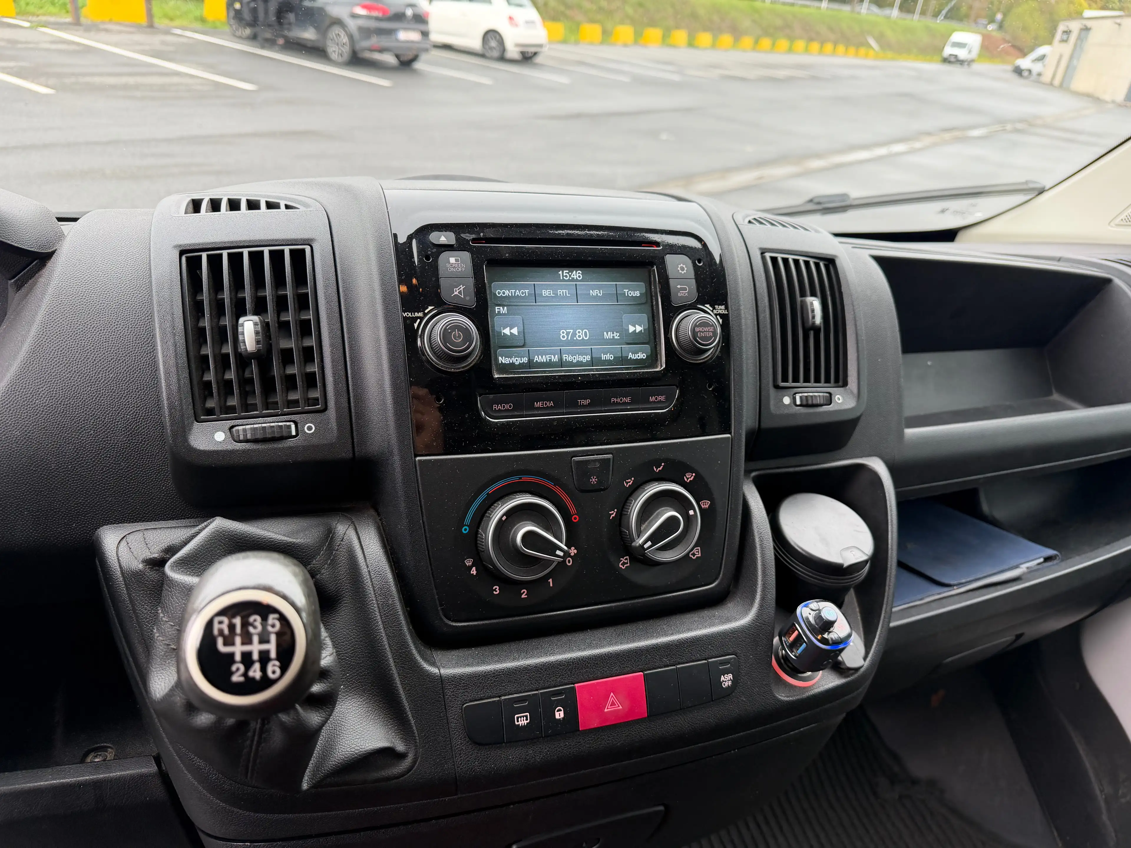 Peugeot Boxer 2.2 HDi L2H2 AIR CO // 1ER MAIN // CARNET COMPLET // — photo 10