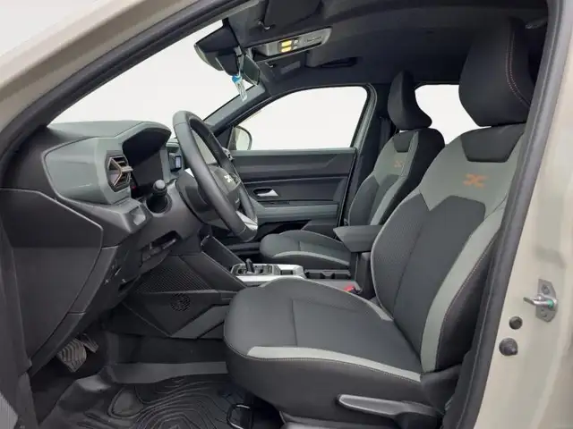 Dacia Duster view 9