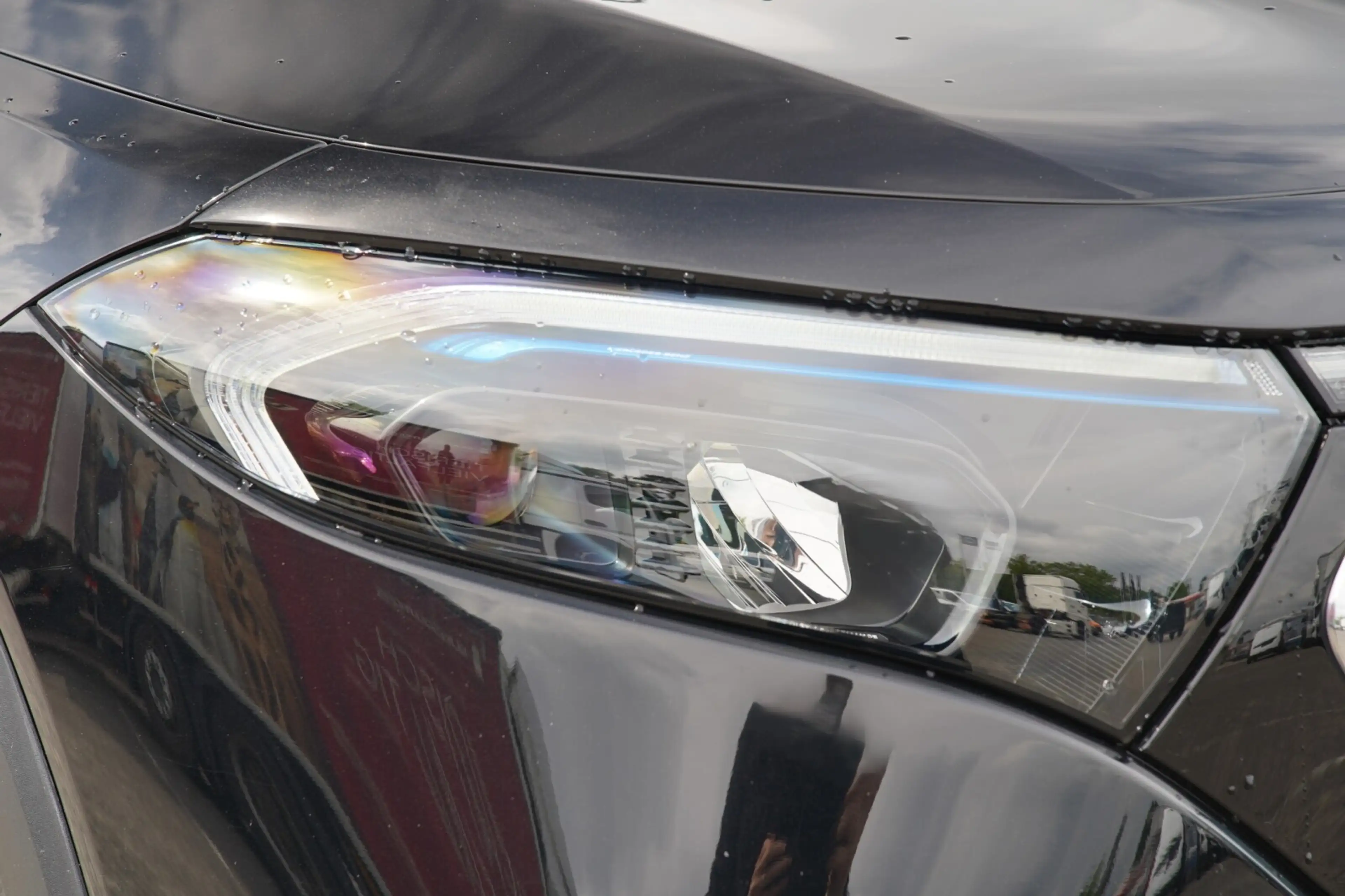 Mercedes-Benz EQB 300 EQB 300 4MATIC Progressive — photo 20
