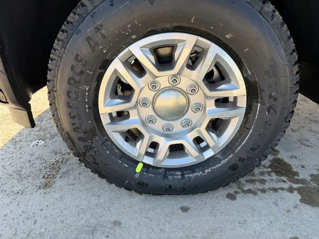 GMC Sierra 2500HD снимка GMC Sierra 2500HD