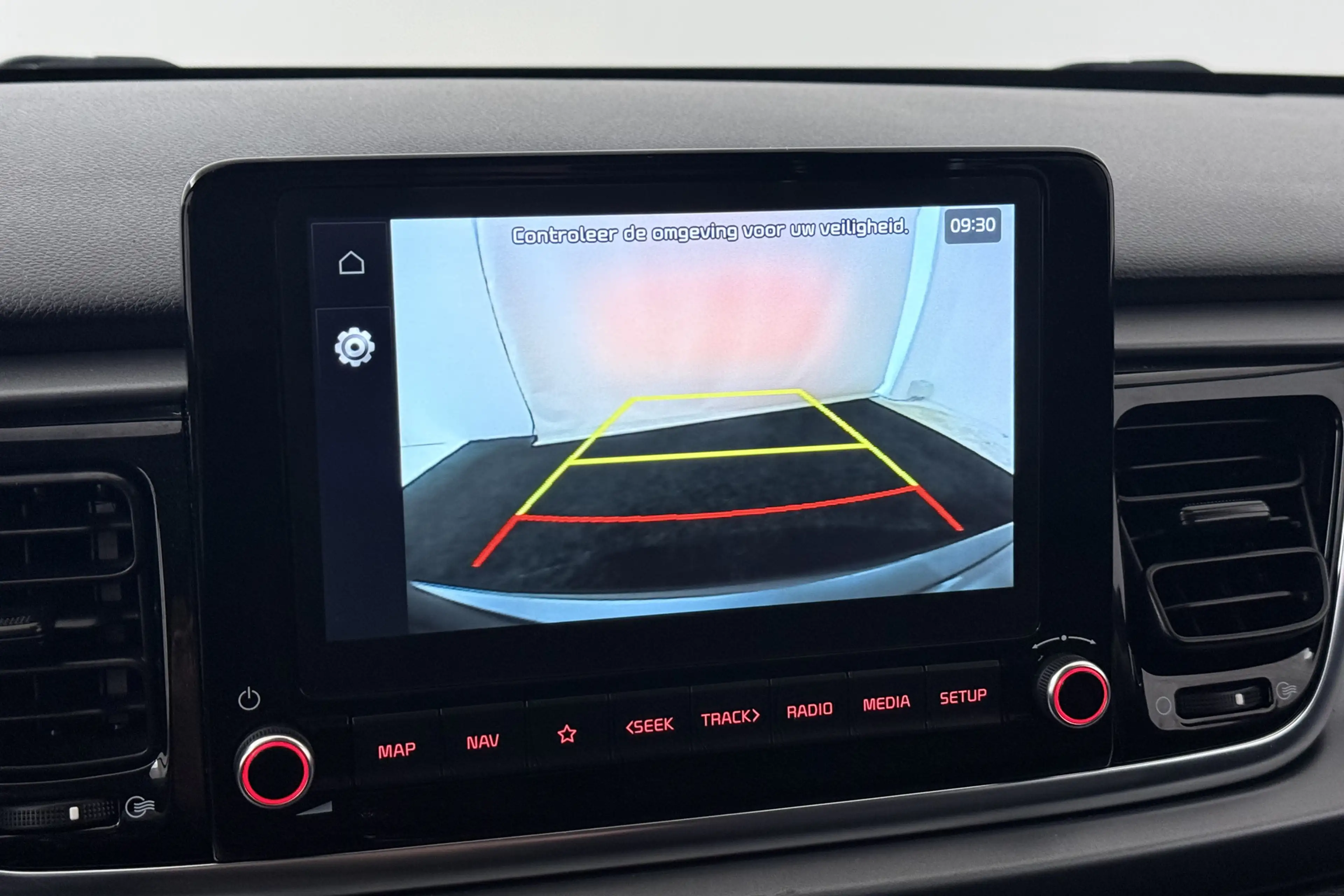 Kia Rio 1.0 T-GDi MHEV DynamicPlusLine (CAMERA, NAVIGATIE, — photo 17