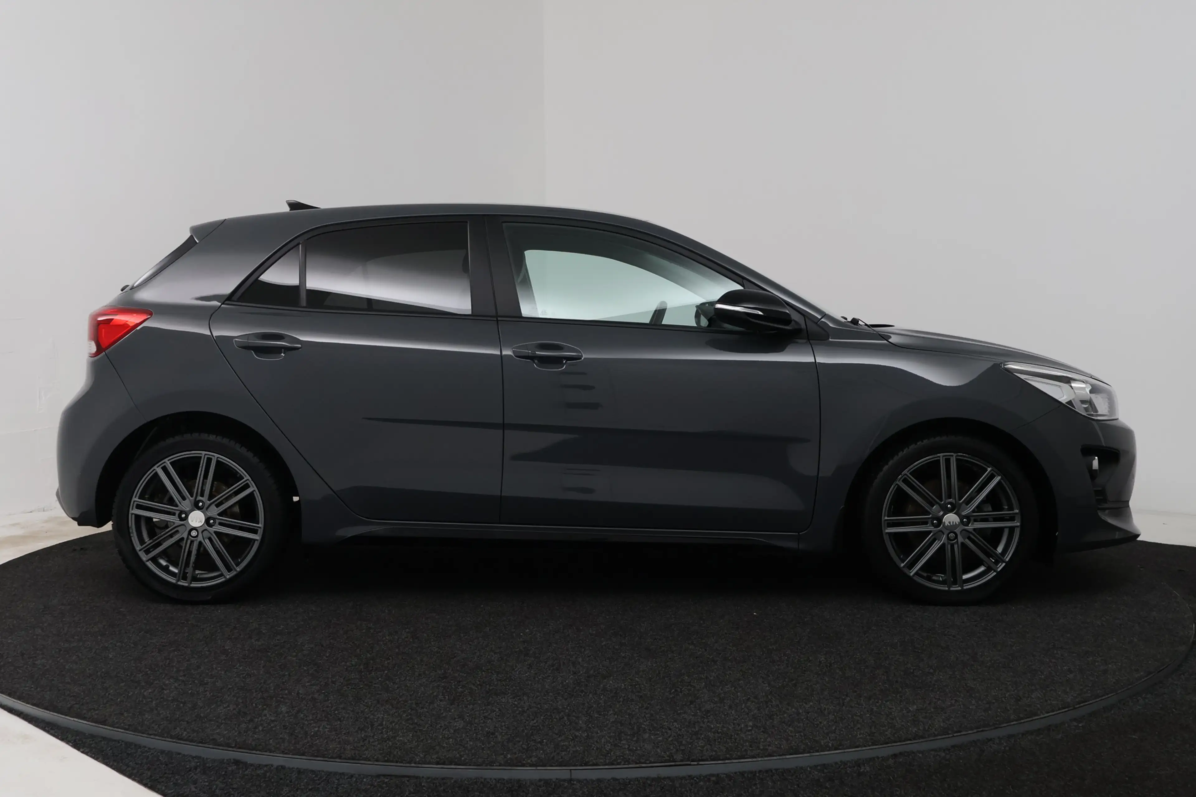 Kia Rio 1.0 T-GDi MHEV DynamicPlusLine (CAMERA, NAVIGATIE, — photo 13